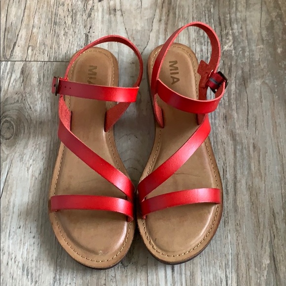 mia red sandals